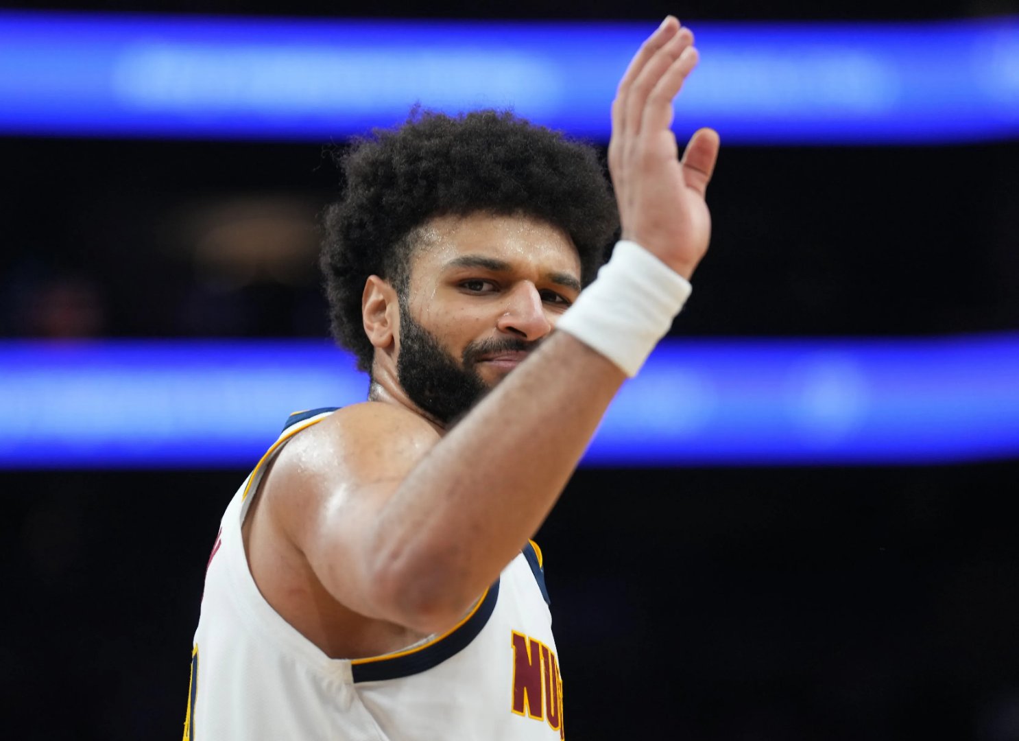 开云-关于穆雷重返赛场，领先优势明显首场状态出色，勇士观众沸腾！的信息-开云