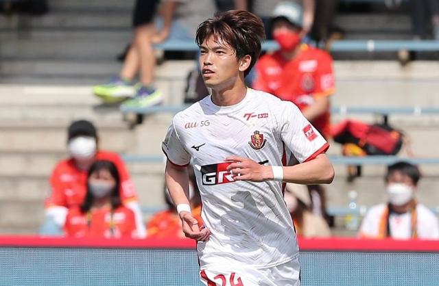 开云体育-转会期亚冠传出新动向，波士顿凯尔特人再遭质疑，管理层表态——引发热议，控场能力受关注的简单介绍-开云体育